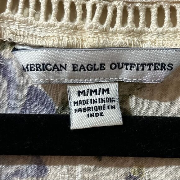 NWT AMERICAN EAGLE Floral Peasant Blouse Tie Front Bell Sleeves Cream Purple Med - Picture 5 of 6